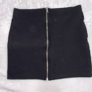 h&m black mini skirt